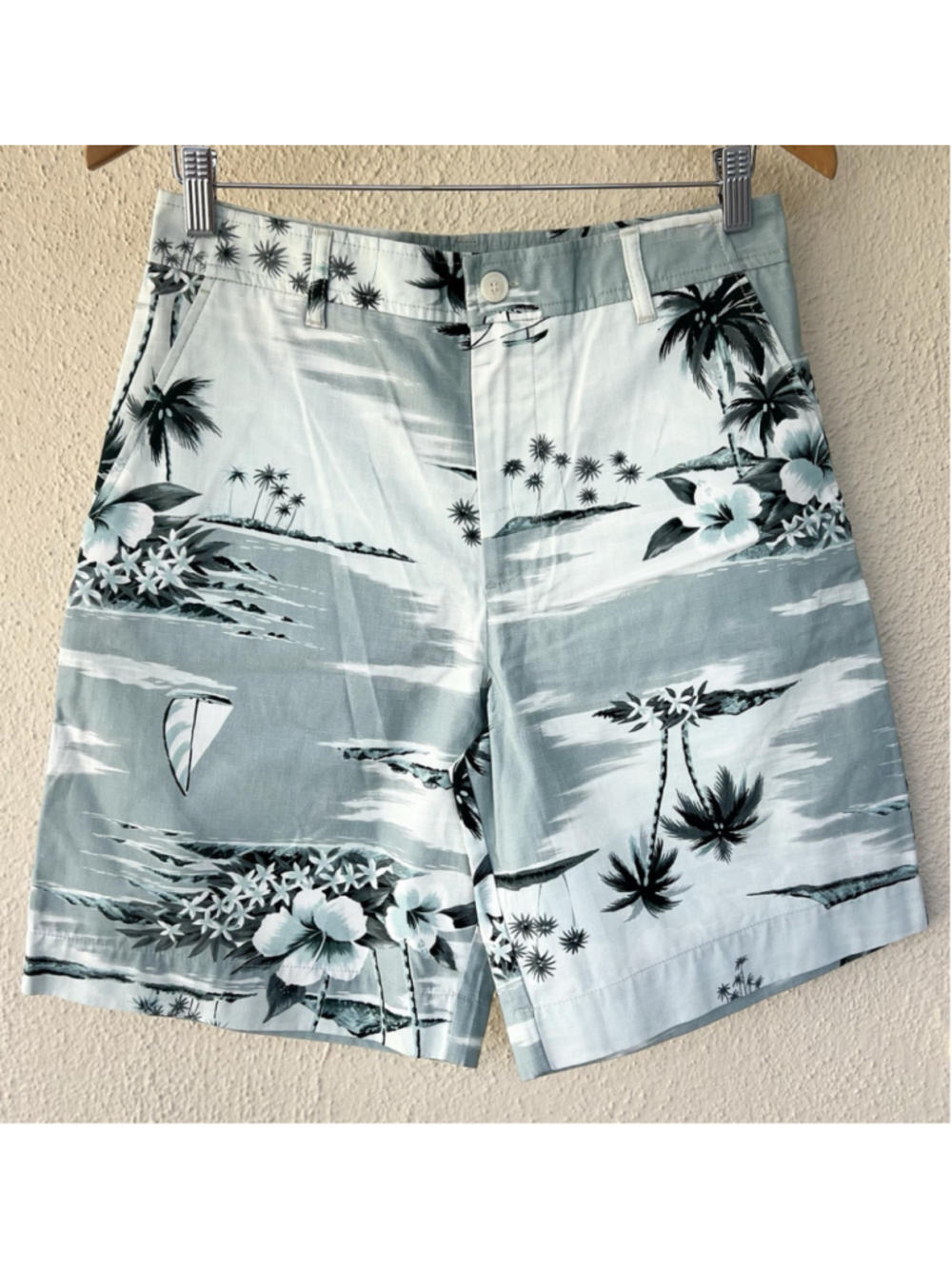 New Maison Kitsune Seafoam Graphic Ripstop Board Cotton Shorts Men's Size XS 38